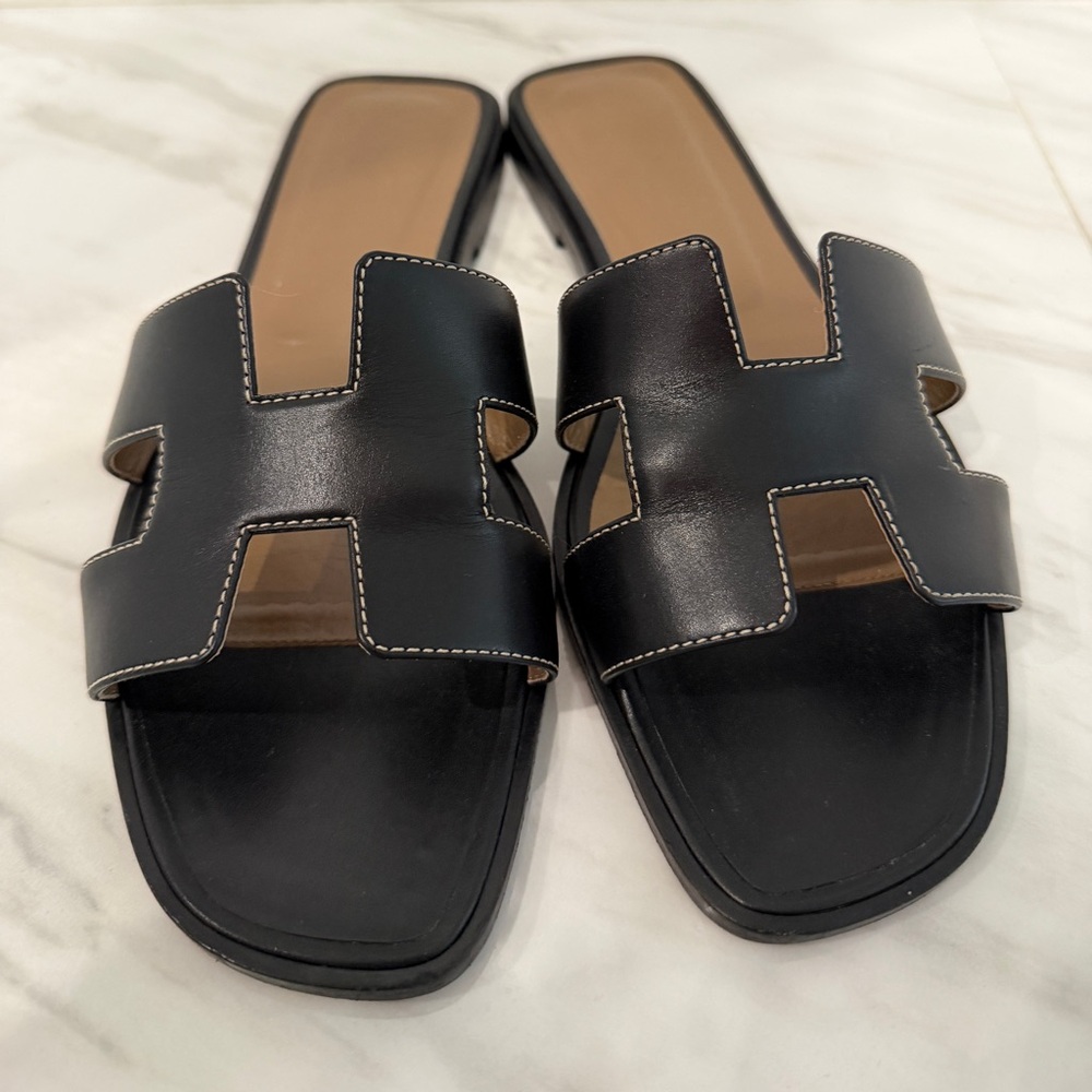 Hermes Oran Black Leather Slide Sandals - Women